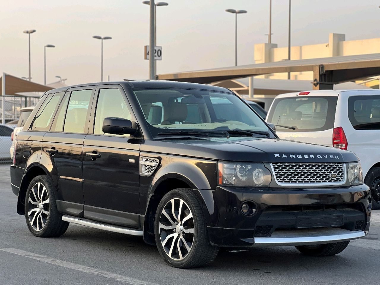 Range Rover Sport - Image 4