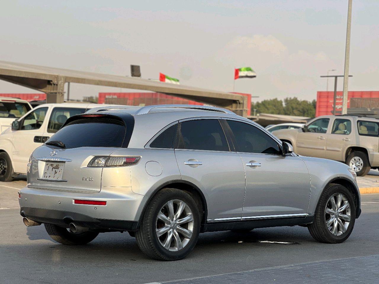 Infiniti FX45/FX35 - Image 4