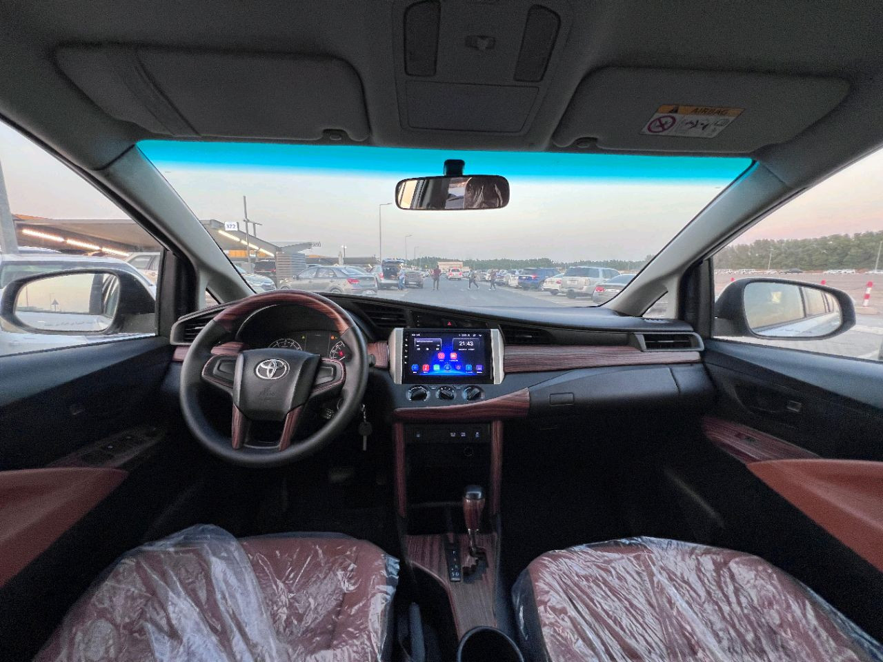 Toyota Innova - Image 8