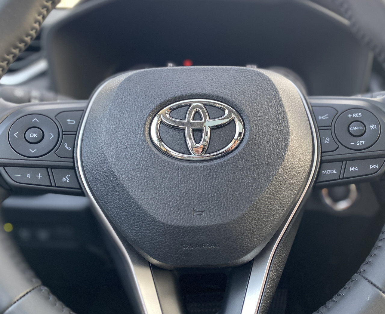 Toyota Rav 4 - Image 8