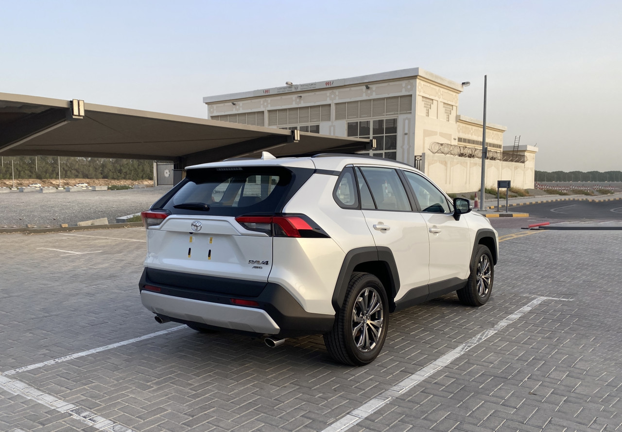 Toyota Rav 4 - Image 5