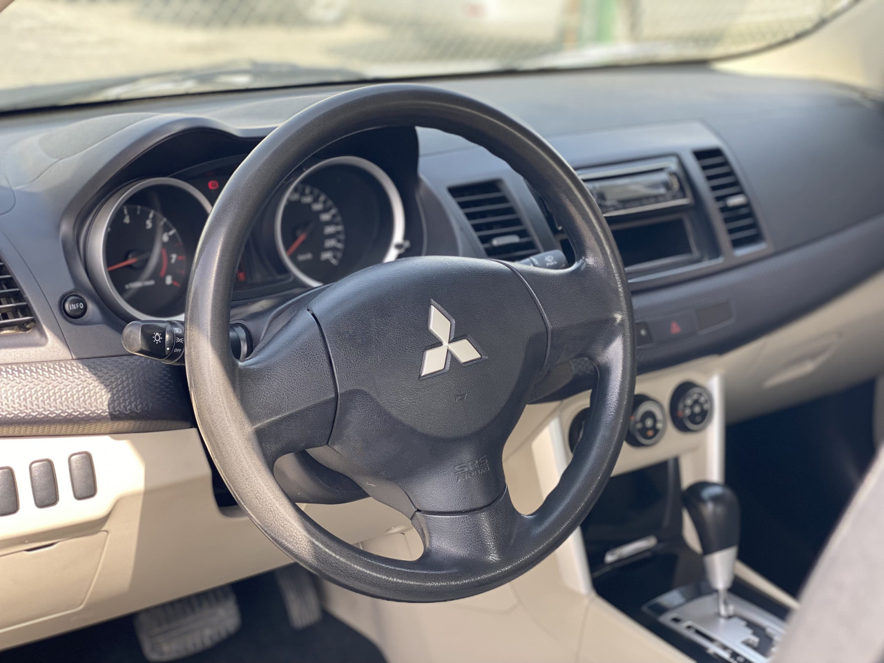 Mitsubishi Lancer - Image 6