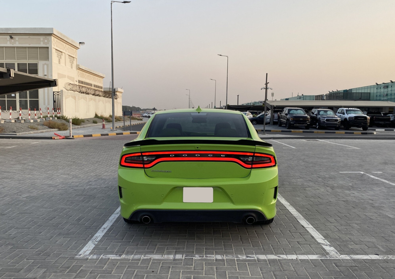 Dodge Charger - Image 4