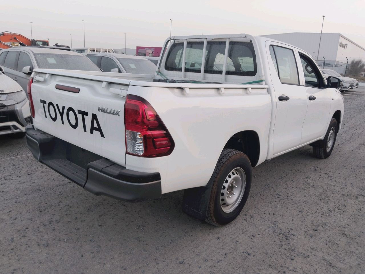 Toyota Hilux - Image 5