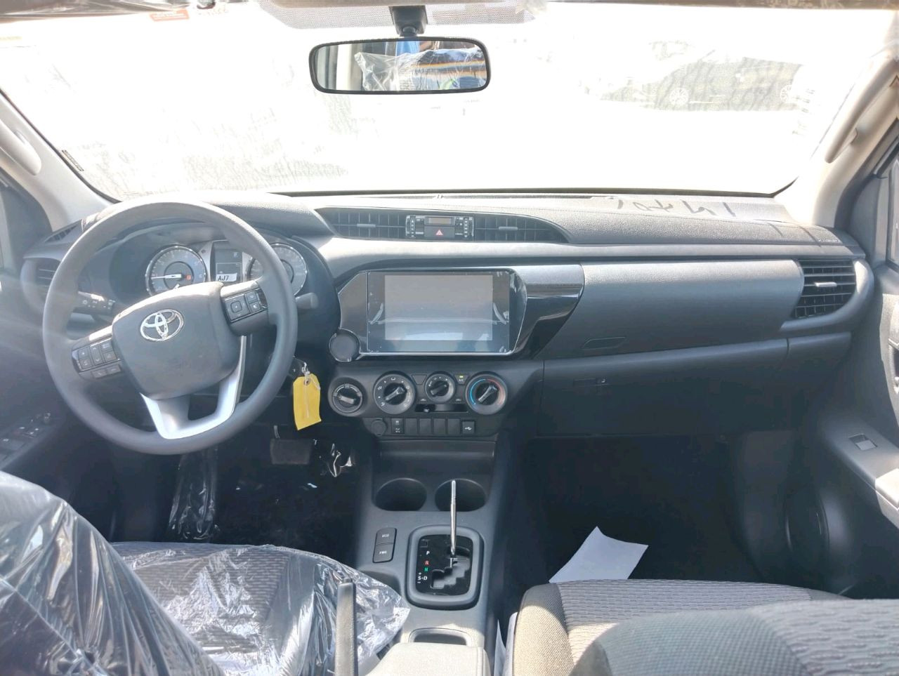 Toyota Hilux - Image 3
