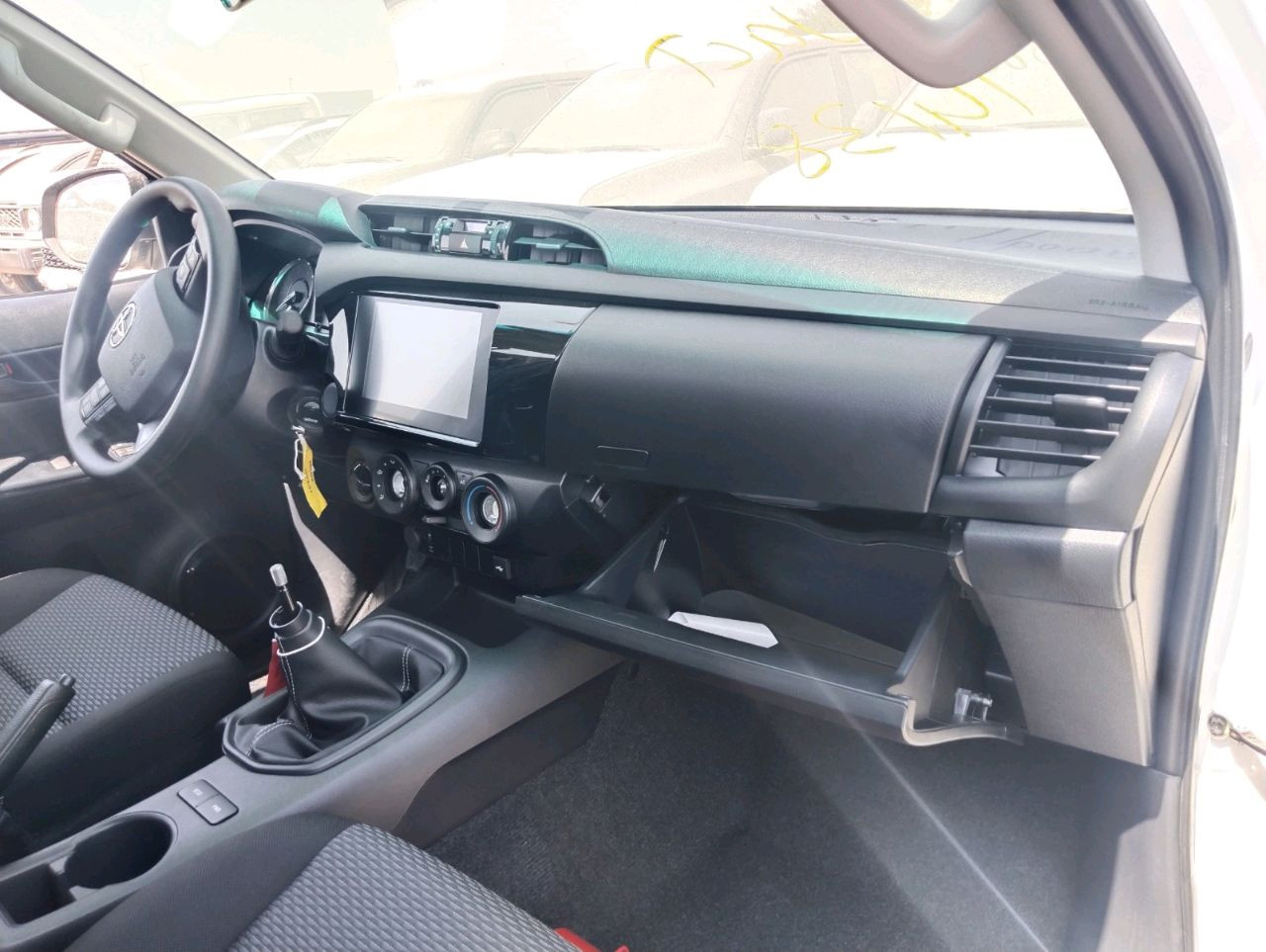 Toyota Hilux - Image 5