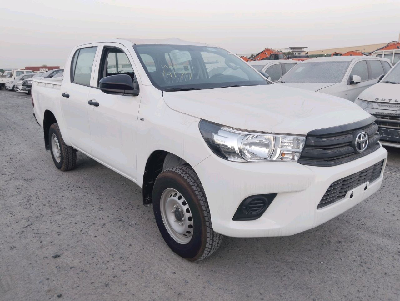 Toyota Hilux - Image 8