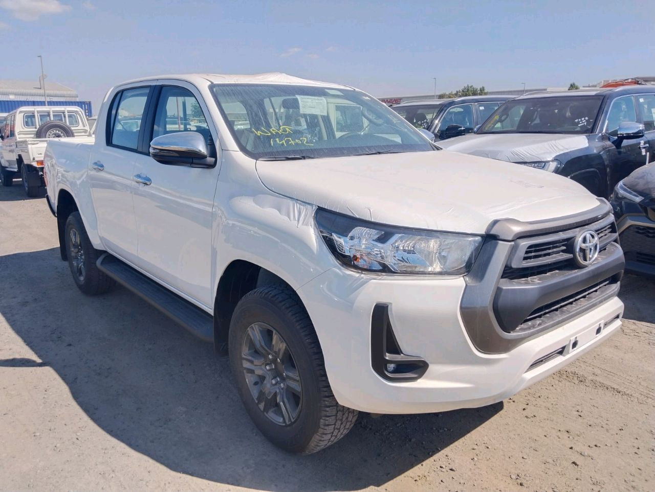 Toyota Hilux - Image 6