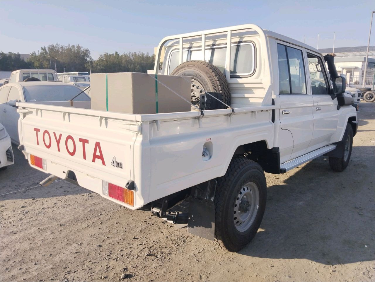 Toyota Land Cruiser - Image 5