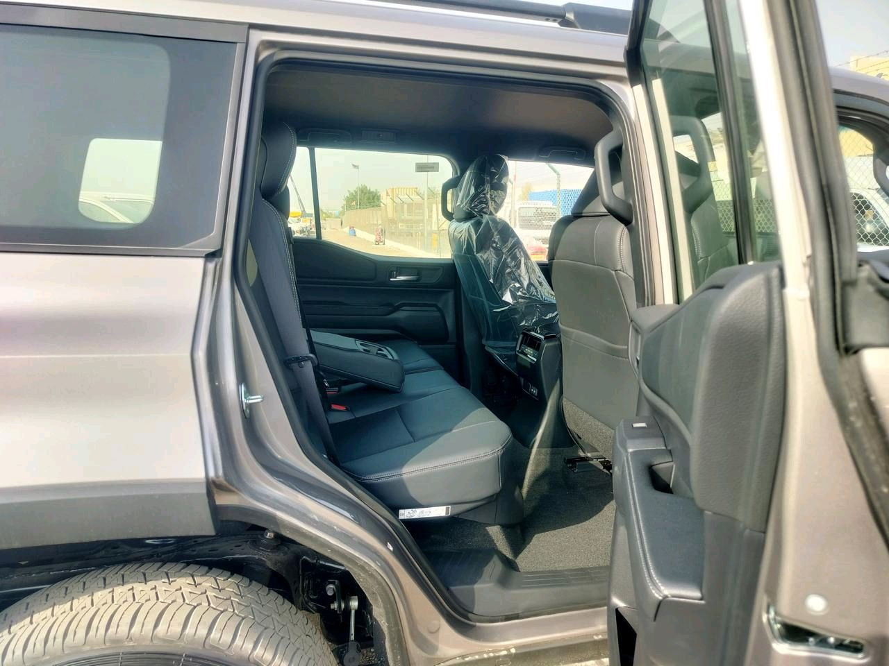 Toyota Prado - Image 6