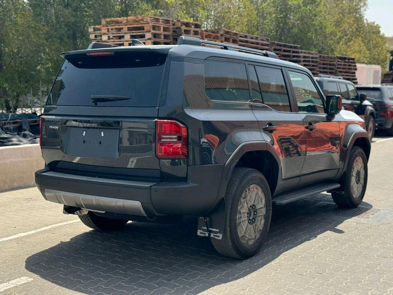 Toyota Prado - Image 7