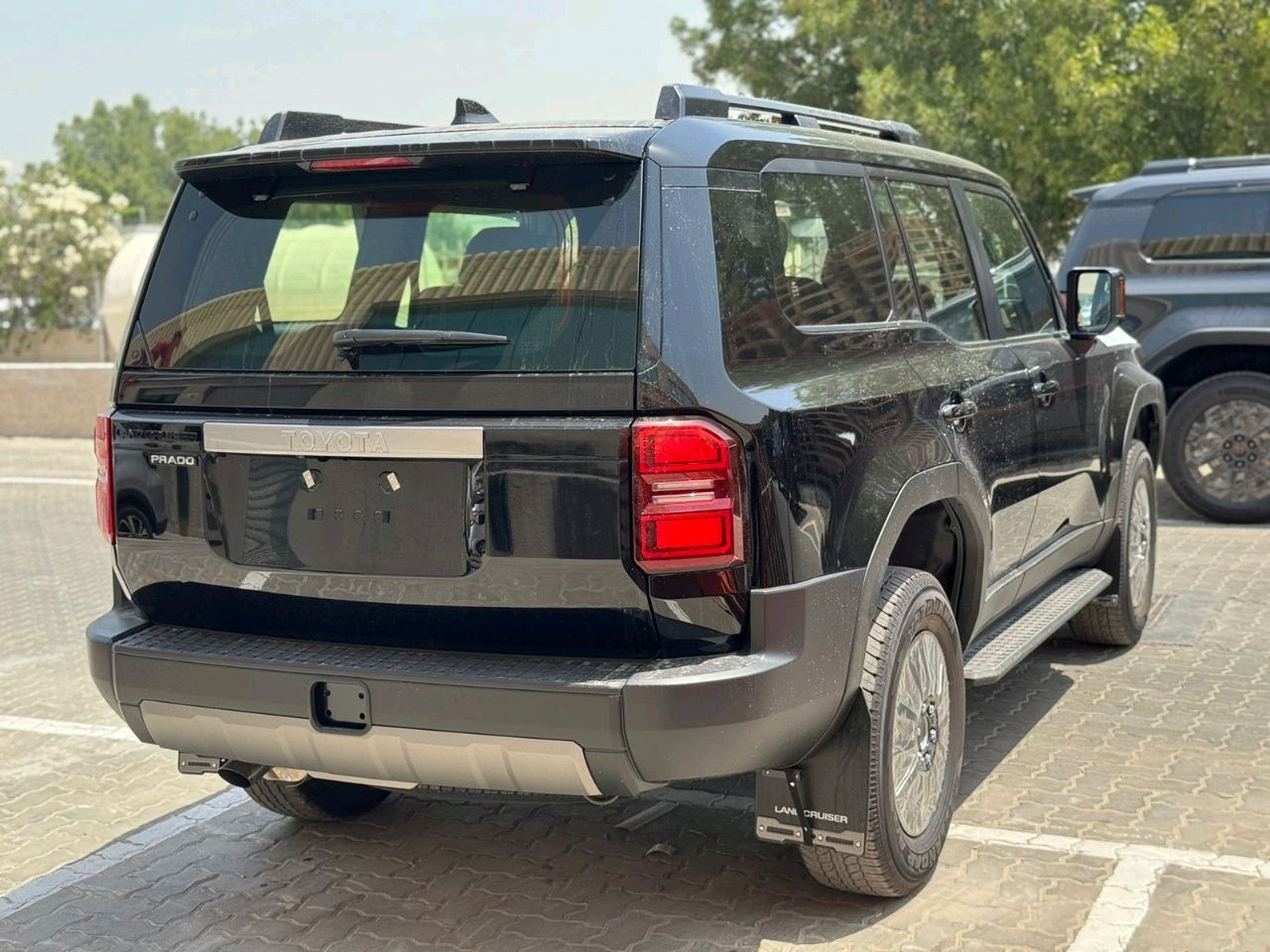 Toyota Prado - Image 4