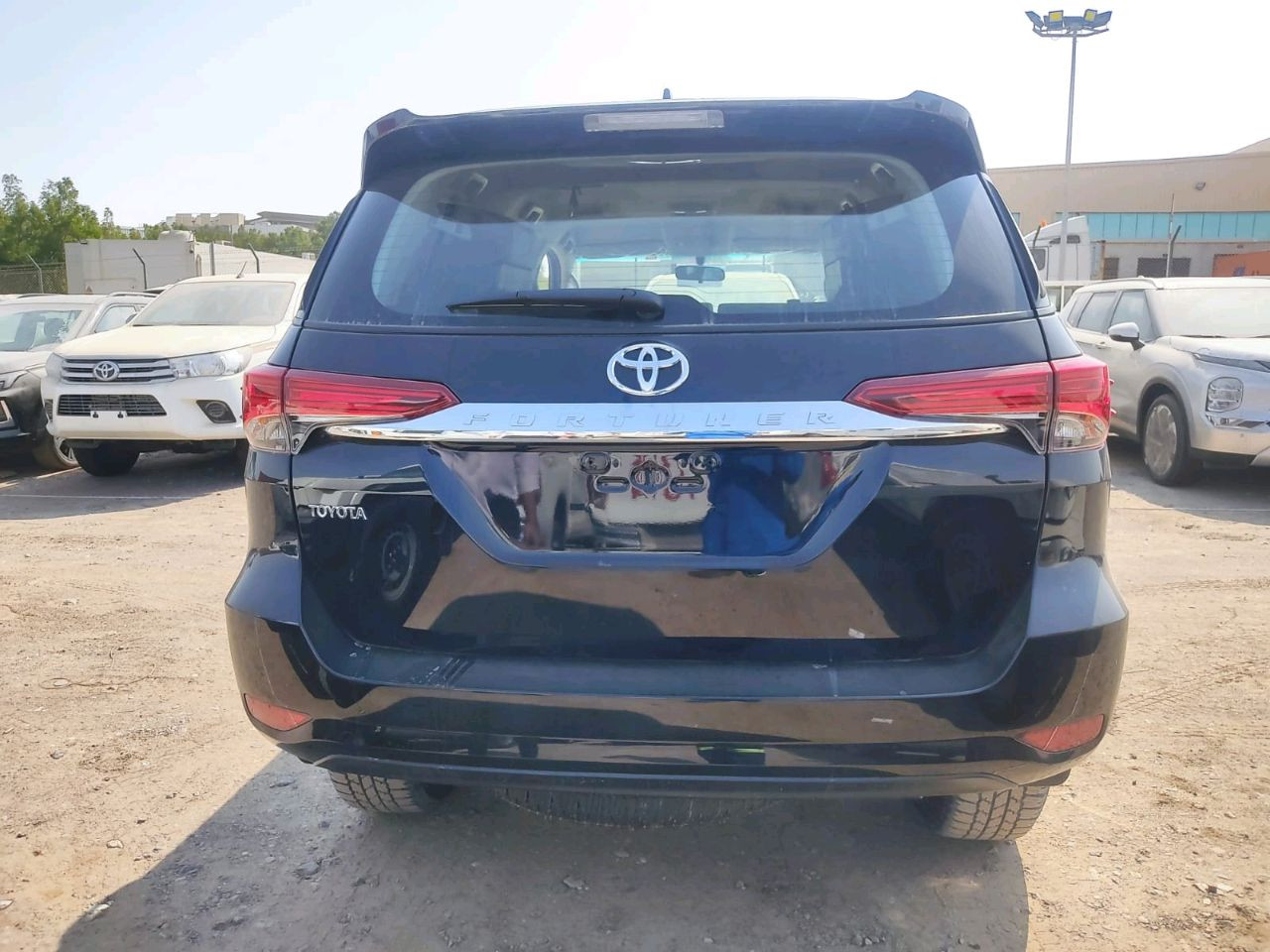 Toyota Fortuner - Image 6