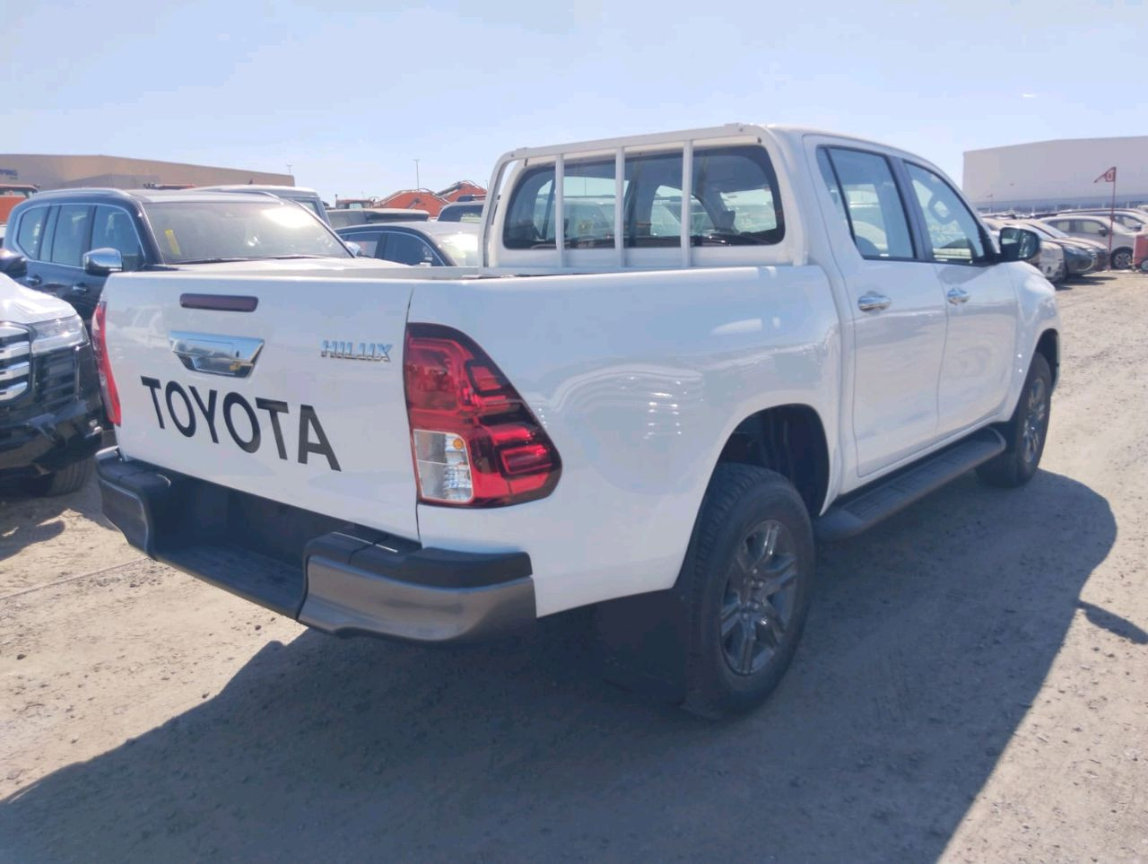 Toyota Hilux - Image 5