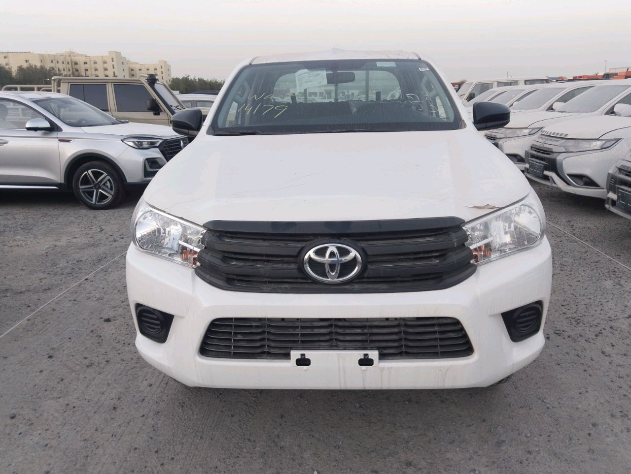 Toyota Hilux - Image 7