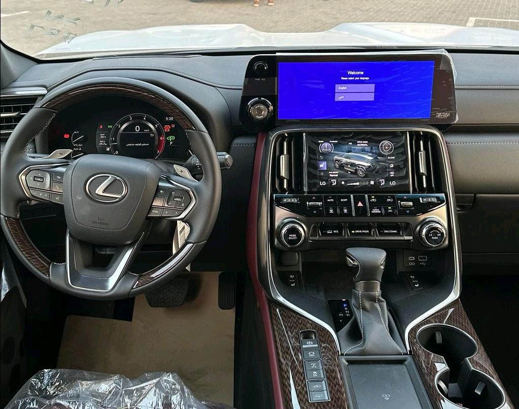 Lexus LX-Series - Image 6