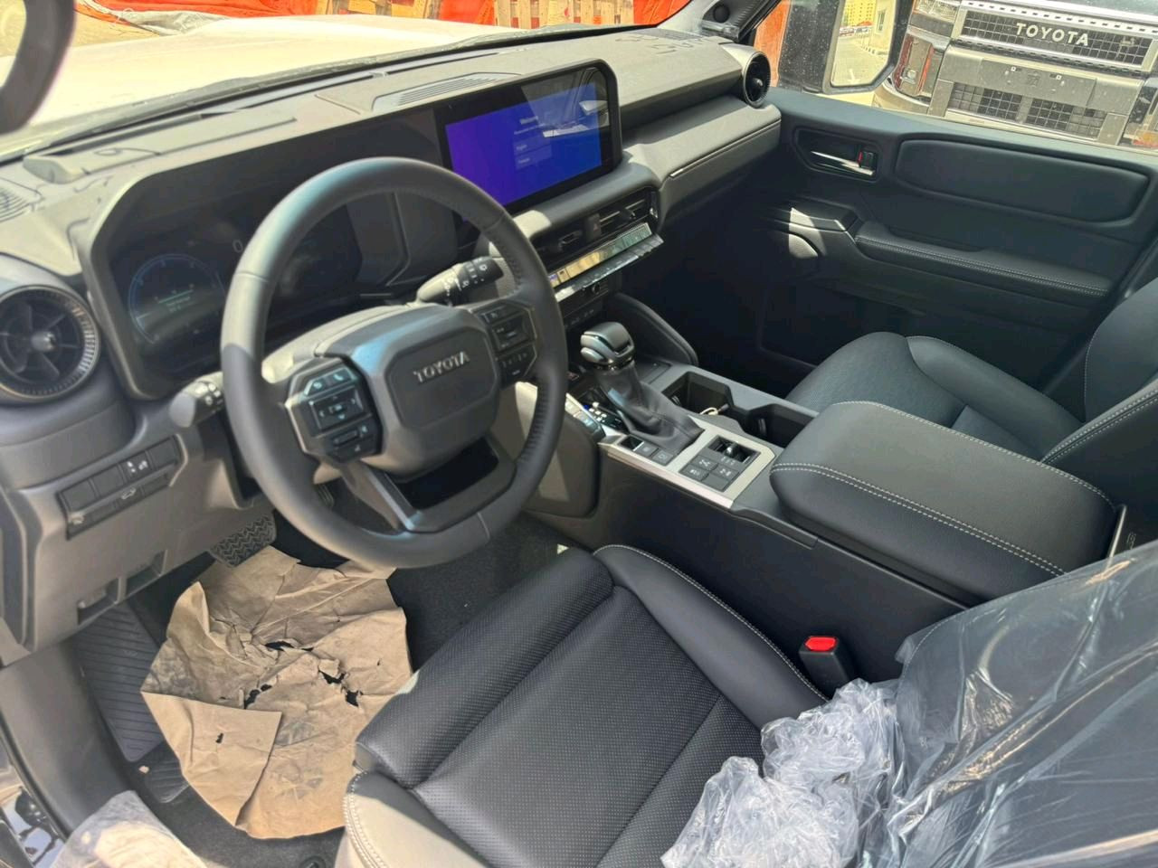Toyota Prado - Image 6