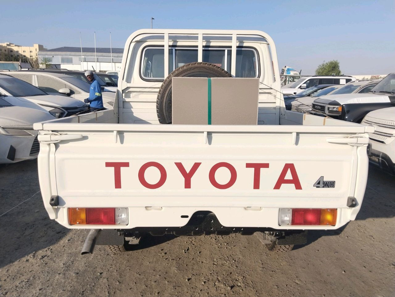 Toyota Land Cruiser - Image 4
