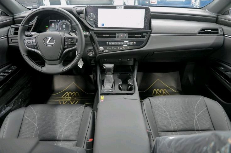 Lexus ES-Series - Image 5