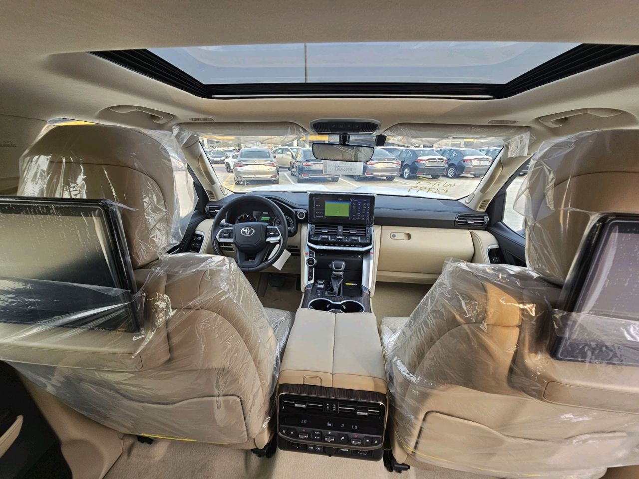 Toyota Land Cruiser - Image 4