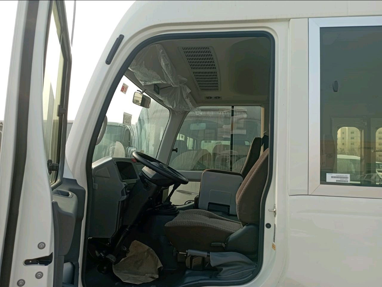 Toyota Coaster - Image 9