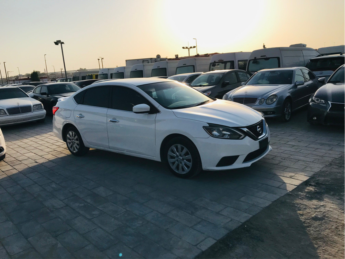 Nissan Sentra - Image 8