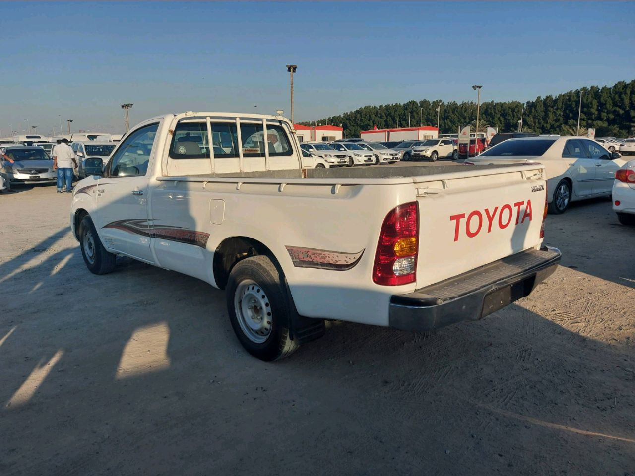 Toyota Hilux - Image 2