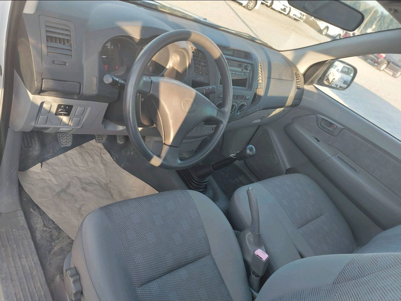 Toyota Hilux - Image 3