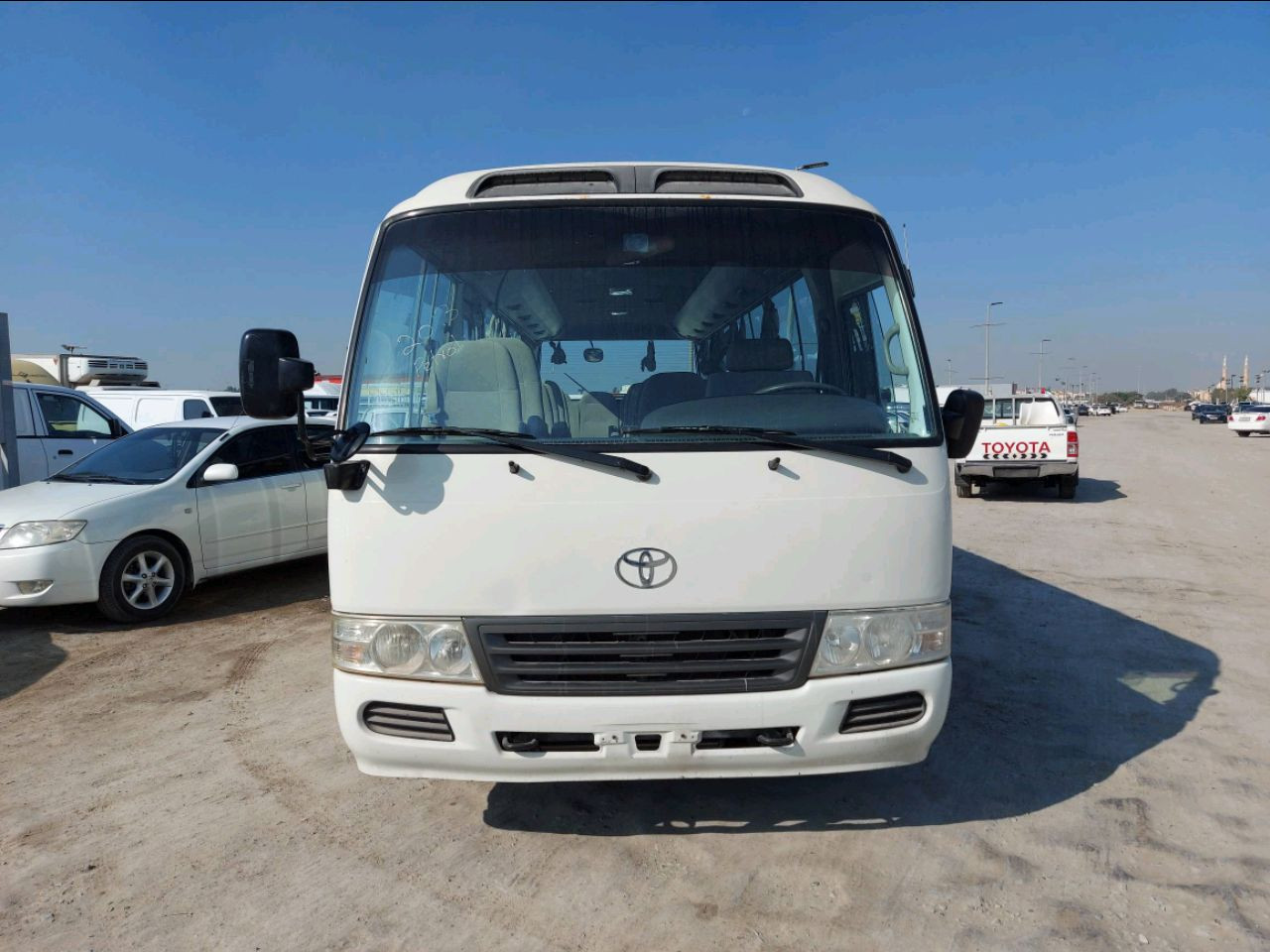 Toyota Coaster - Image 3