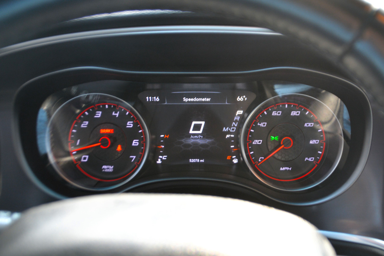 Dodge Charger - Image 12