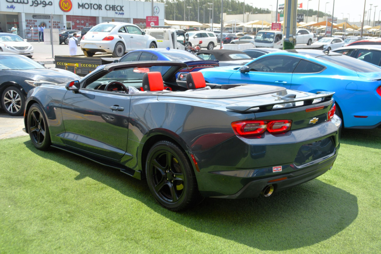 Chevrolet Camaro - Image 8