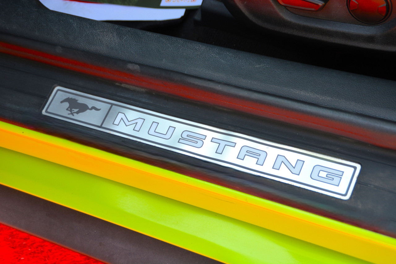 Ford Mustang - Image 11