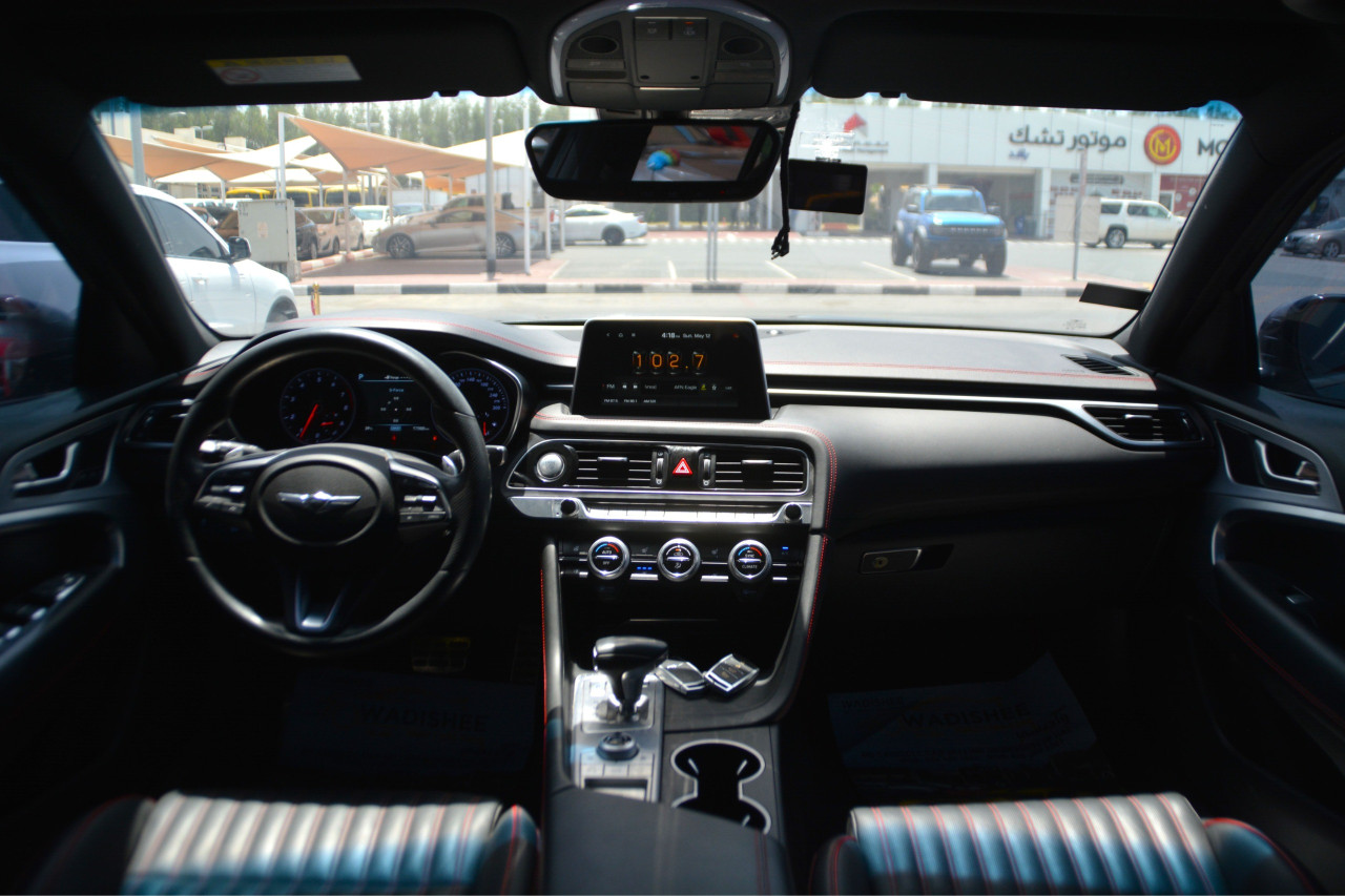 Genesis G 70 - Image 10
