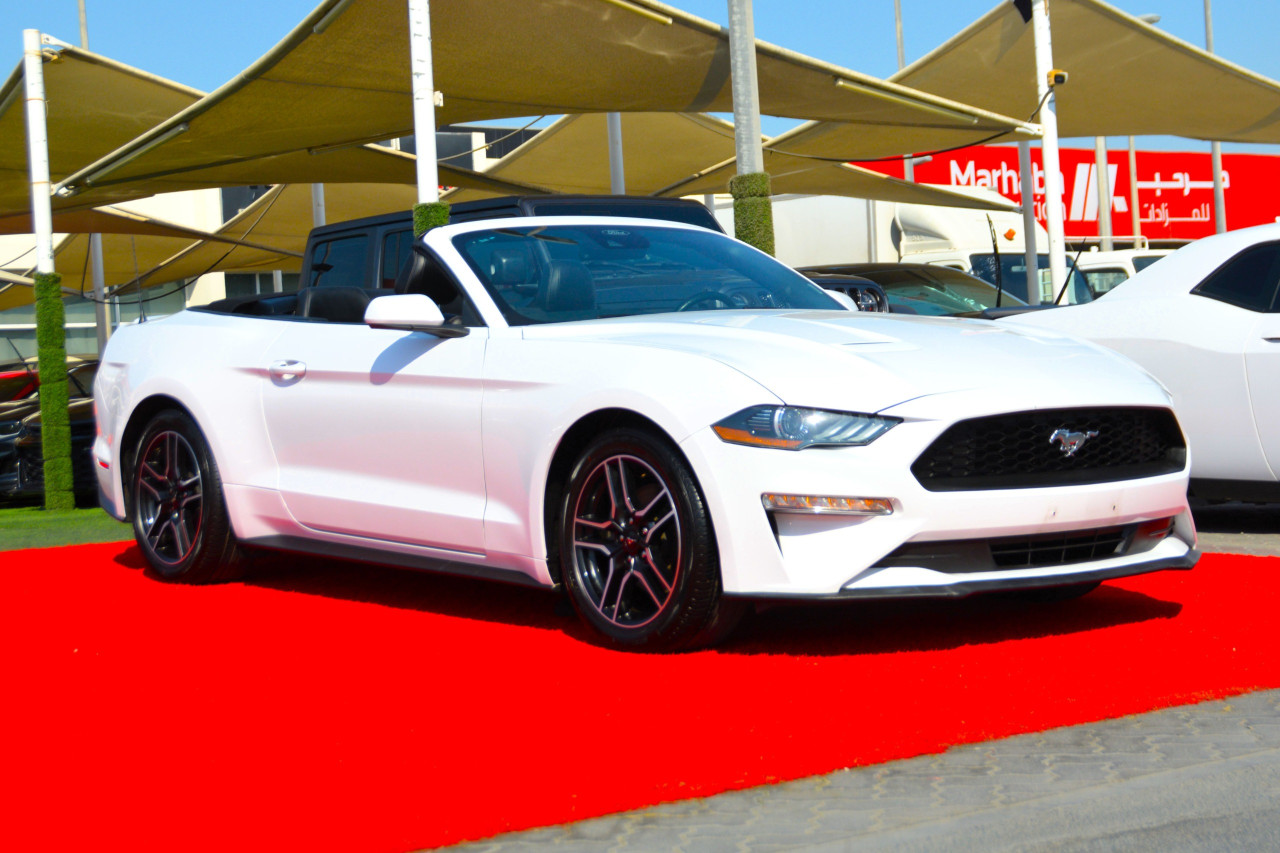 Ford Mustang - Image 7