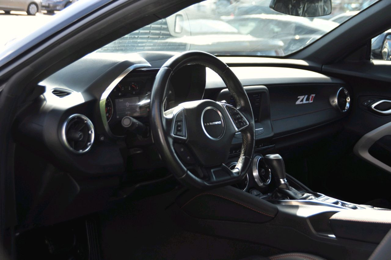 Chevrolet Camaro - Image 7