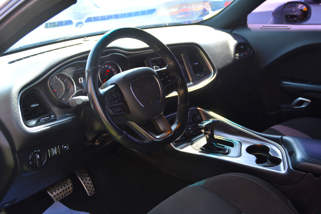 Dodge Challenger - Image 5