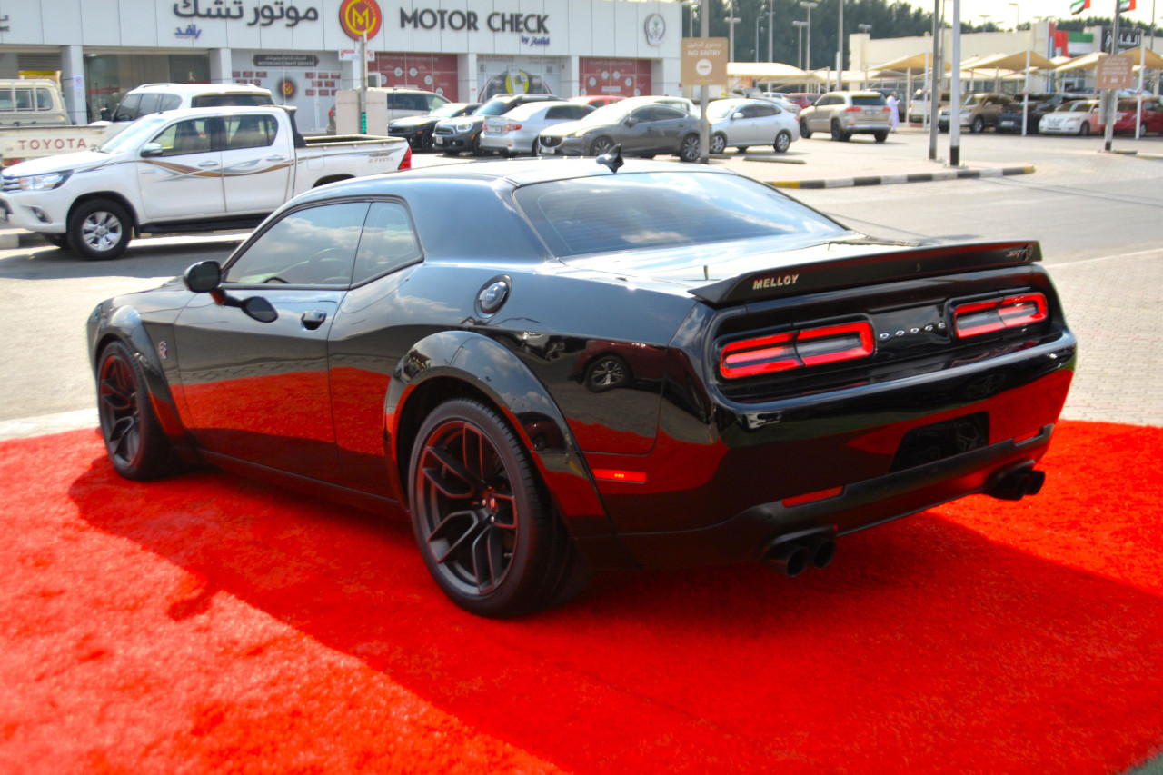 Dodge Challenger - Image 6