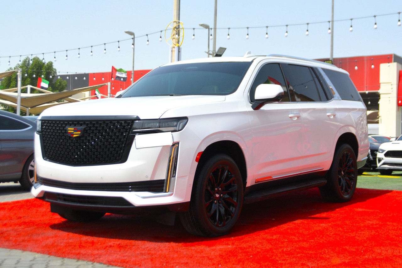 Cadillac Escalade - Image 12