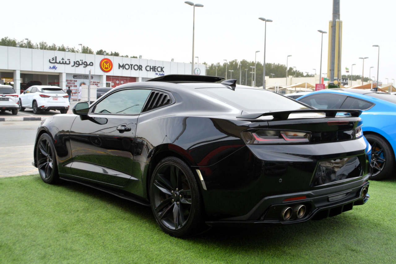 Chevrolet Camaro - Image 9