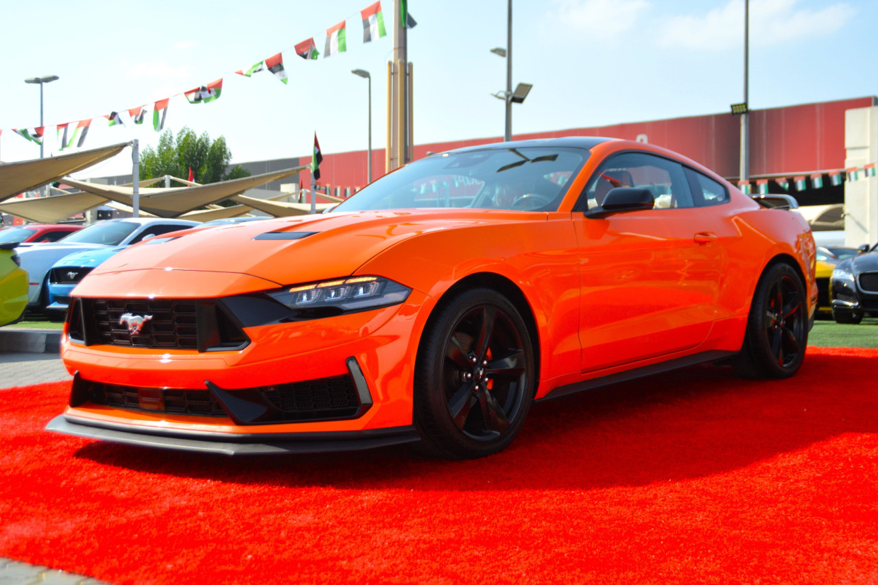 Ford Mustang - Image 4