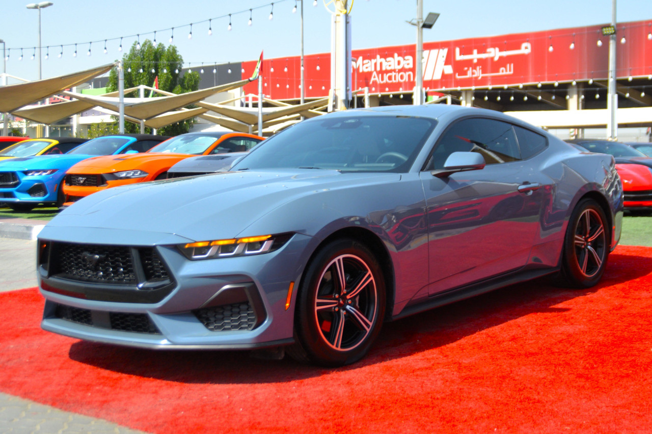 Ford Mustang - Image 3