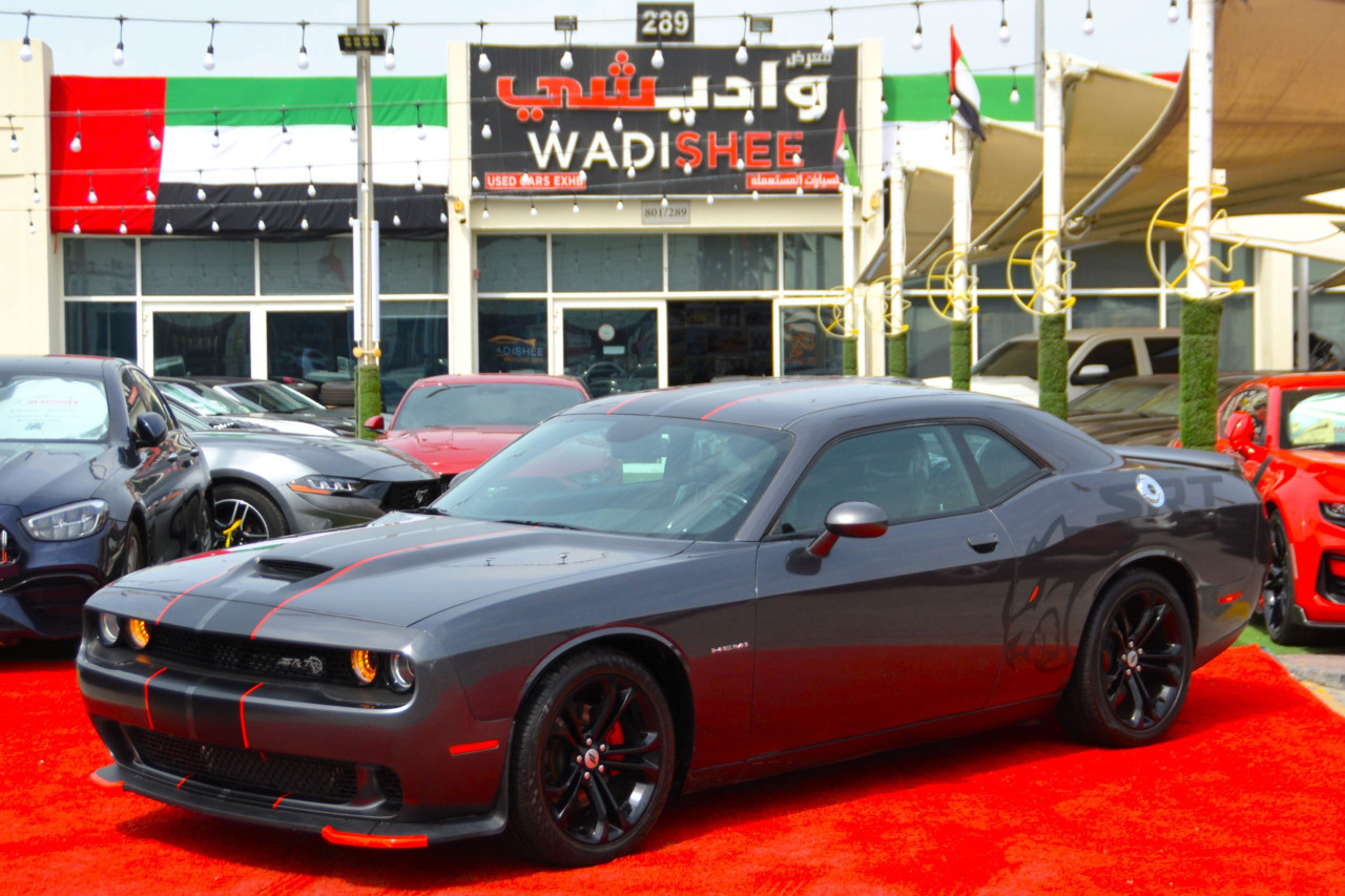 Dodge Challenger