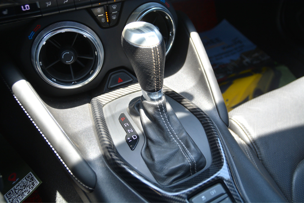 Chevrolet Camaro - Image 10