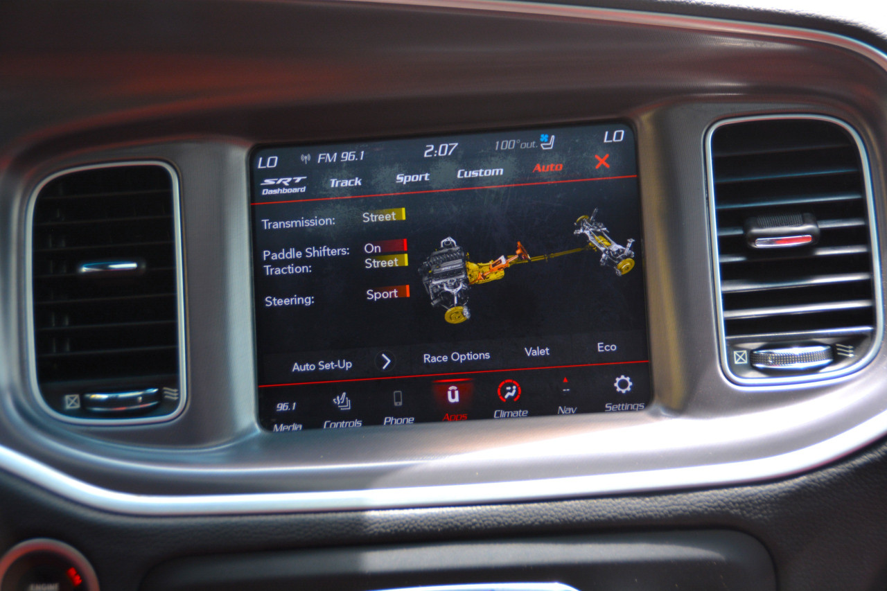 Dodge Charger - Image 12