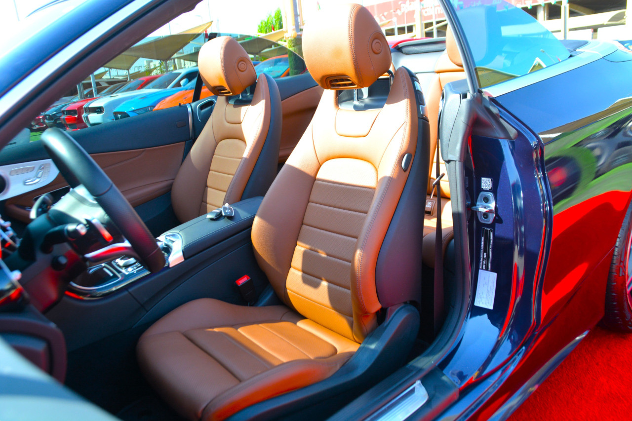 Mercedes Benz C-Class - Image 11
