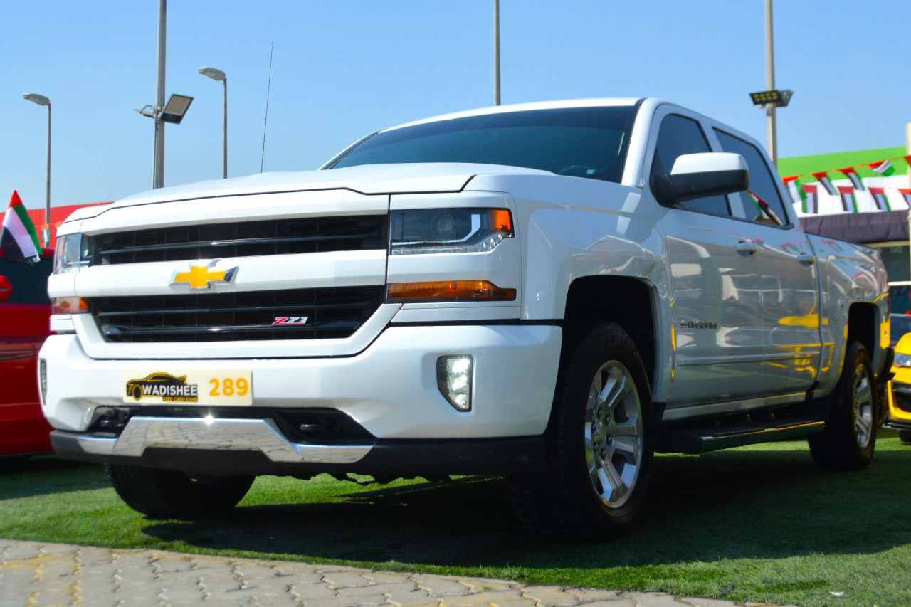 Chevrolet Silverado - Image 4