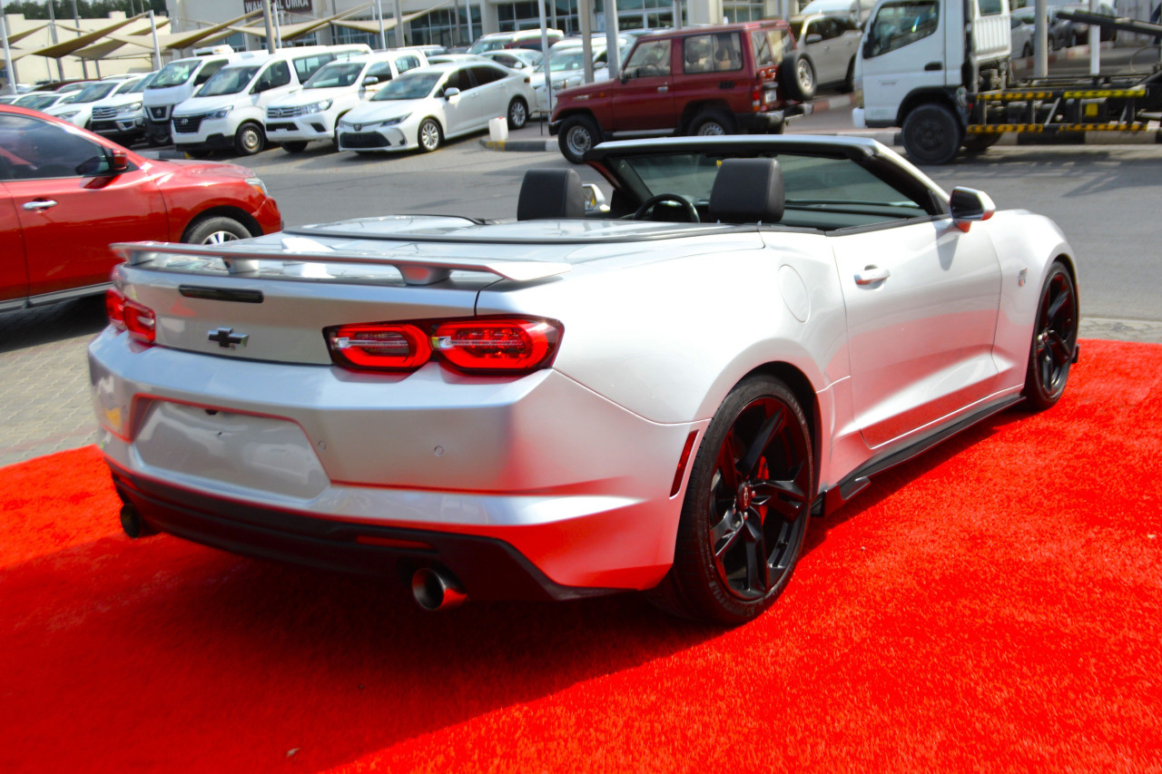 Chevrolet Camaro - Image 7