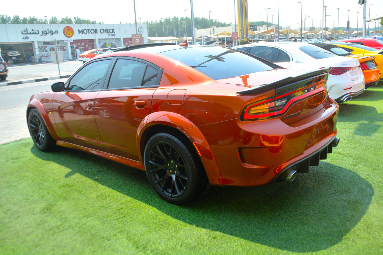 Dodge Charger - Image 7