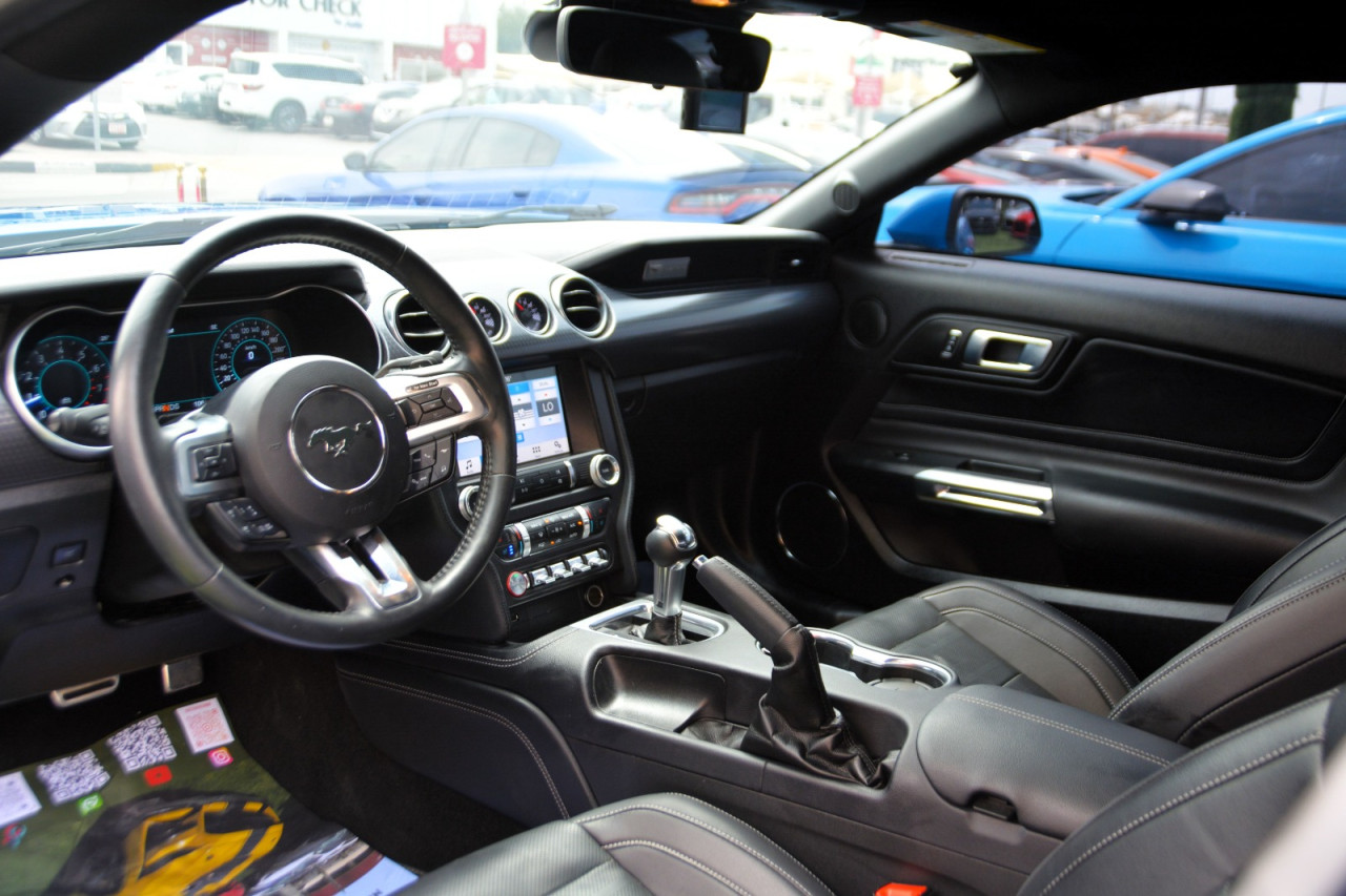 Chevrolet Camaro - Image 3