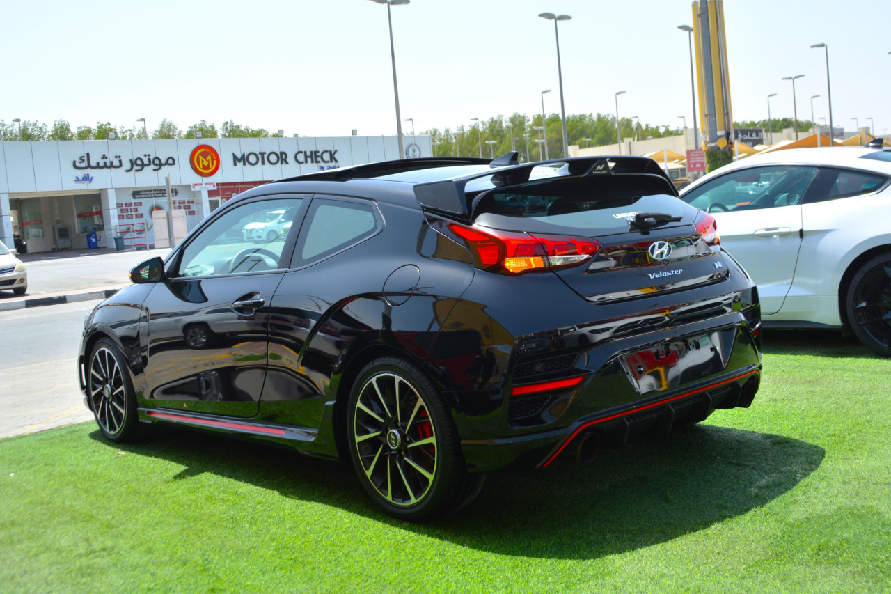 Hyundai Veloster - Image 6